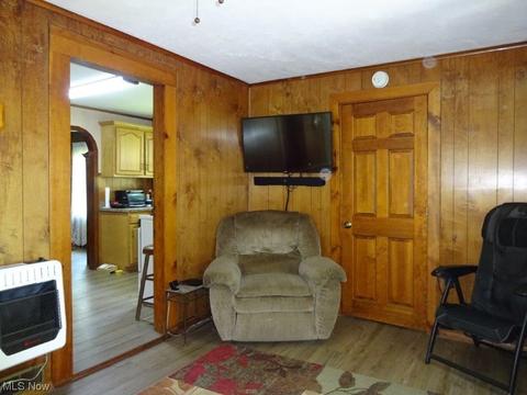 582 Tariff Rd, Left Hand, WV 25251 photo 4