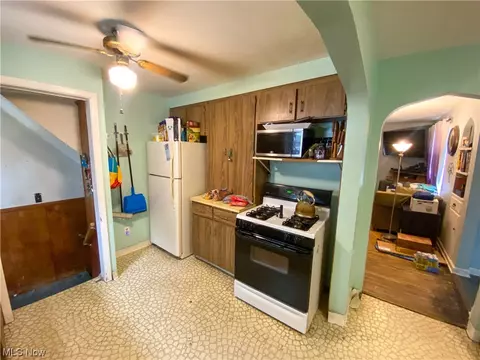 1029 Lloyd Rd, Wickliffe, OH 44092 photo 5