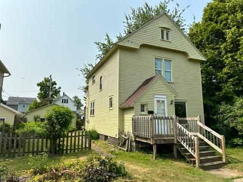 1714 E 44th St, Ashtabula, OH 44004 photo 1
