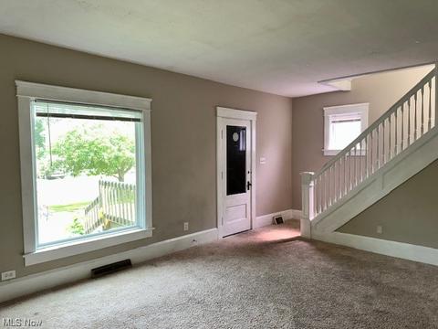 1714 E 44th St, Ashtabula, OH 44004 photo 9
