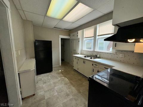 1714 E 44th St, Ashtabula, OH 44004 photo 7