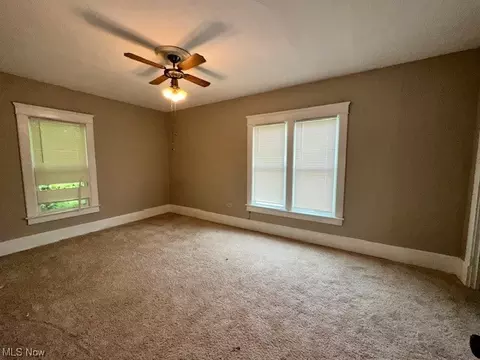 1714 E 44th St, Ashtabula, OH 44004 photo 11