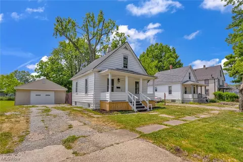 916 E 34th St, Lorain, OH 44055 photo 3