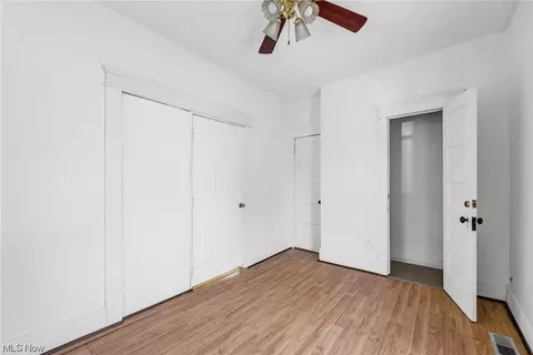 916 E 34th St, Lorain, OH 44055 photo 17