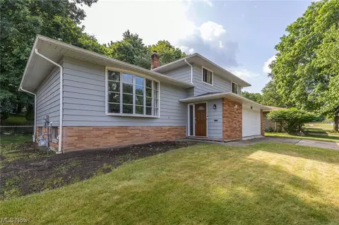 7359 Ames Rd, Parma, OH 44129 photo 29