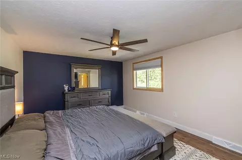 7359 Ames Rd, Parma, OH 44129 photo 15