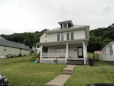 517 Jefferson St, Newell, WV 26050