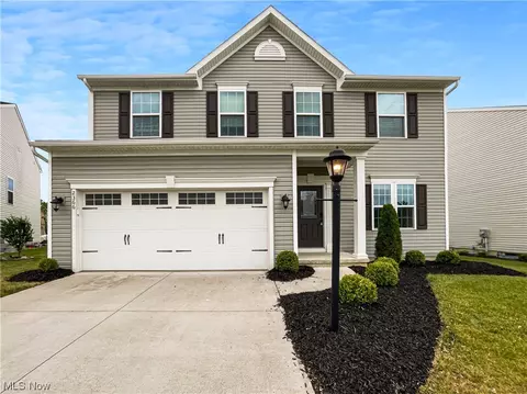 2366 Deerfield Dr, Avon, OH 44011