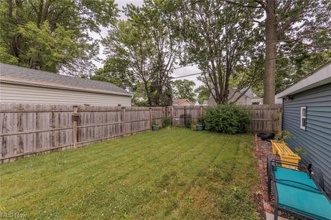 371 Olive St, Elyria, OH 44035 photo 31