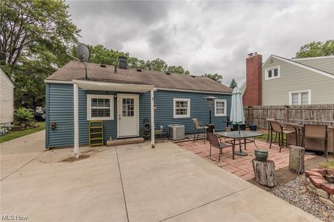 371 Olive St, Elyria, OH 44035 photo 33