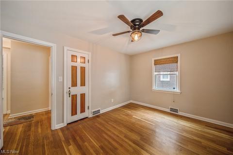 255 E 211th St, Euclid, OH 44123 photo 17