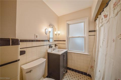 255 E 211th St, Euclid, OH 44123 photo 16