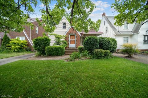 255 E 211th St, Euclid, OH 44123 photo 2