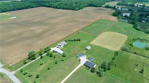 Jones Road, Litchfield, OH 44253