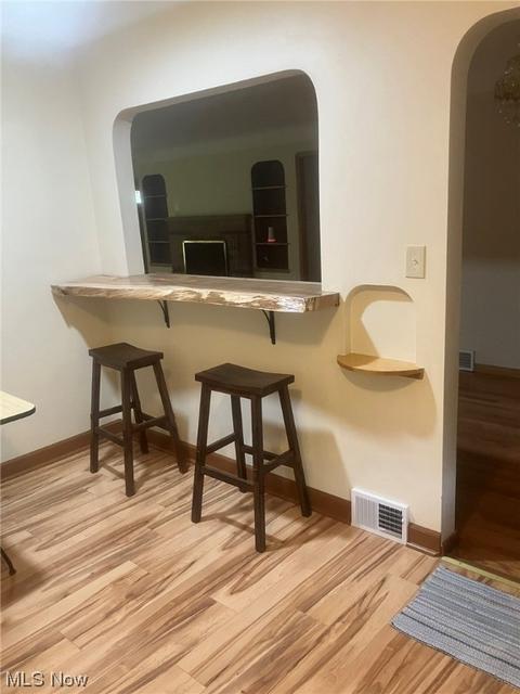 7246 Maplewood Rd, Parma, OH 44130 photo 5