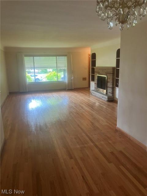 7246 Maplewood Rd, Parma, OH 44130 photo 9