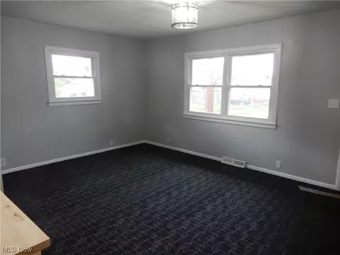 607 Ash St, Coshocton, OH 43812 photo 12