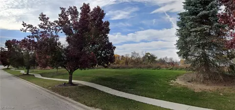 5101 Center Rd, Brunswick, OH 44212