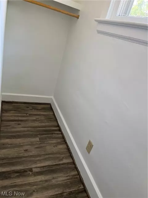 885 E 239th St, Euclid, OH 44123 photo 11