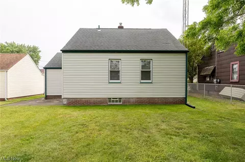 3303 9th St NW, Canton, OH 44708 photo 25