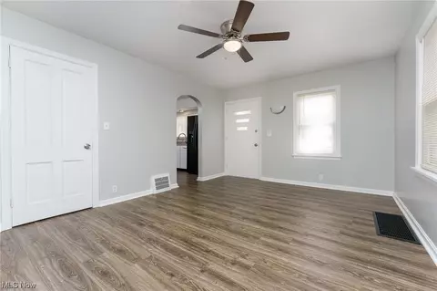 3303 9th St NW, Canton, OH 44708 photo 4