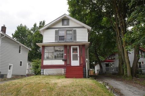 479 4th St, Struthers, OH 44471 photo 1