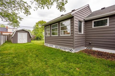 211 Beebe Ave, Elyria, OH 44035 photo 27