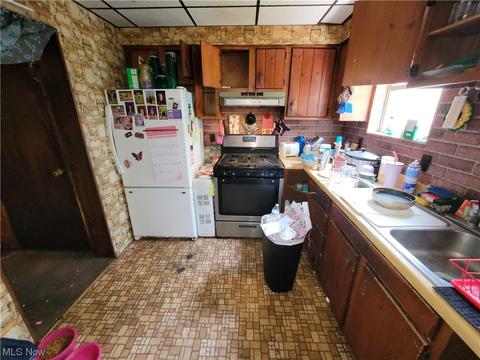 5 4th St, Beech Bottom, WV 26030 photo 5
