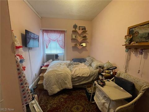 132 Bedford Ave NW, Canton, OH 44708 photo 5