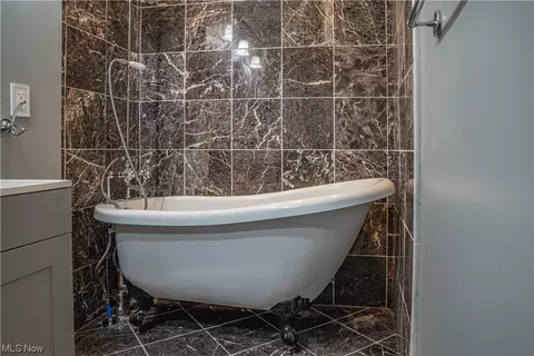 698 Apache Run, Macedonia, OH 44056 photo 20