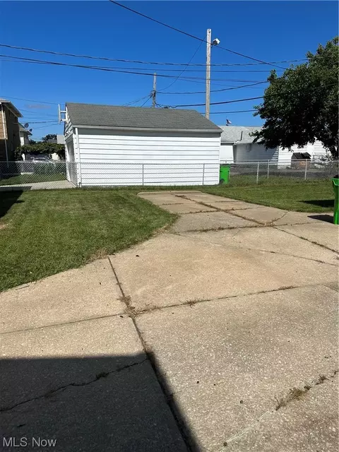 543 E 208th St, Euclid, OH 44119 photo 25