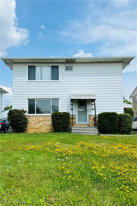 543 E 208th St, Euclid, OH 44119 photo 1