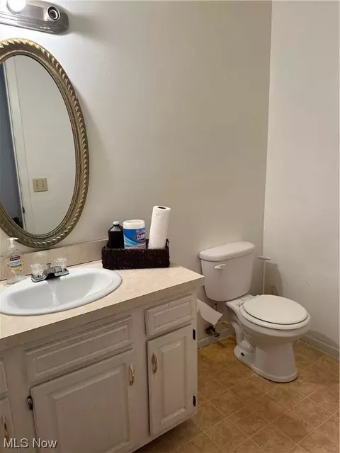 941 E 250th St, Euclid, OH 44132 photo 24