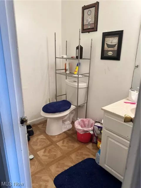 941 E 250th St, Euclid, OH 44132 photo 16