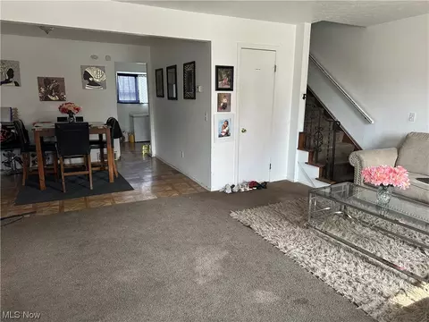 941 E 250th St, Euclid, OH 44132 photo 7