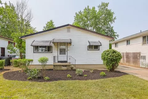 311 Warden Ave, Elyria, OH 44035