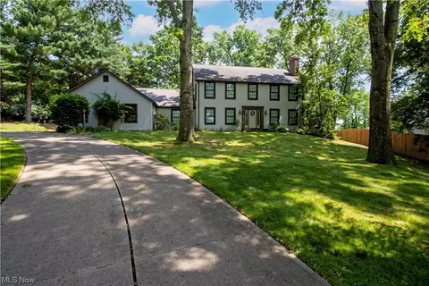 1479 Ruth Cir, Wooster, OH 44691