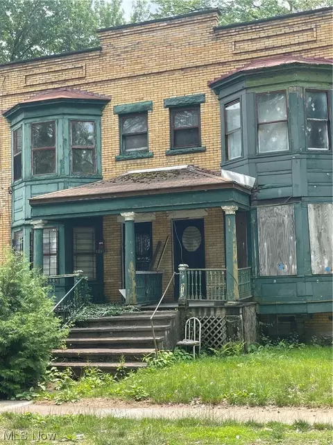 10910 Hathaway Ave, Cleveland, OH 44108