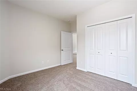 244 Silver Spring Cir, Elyria, OH 44035 photo 19
