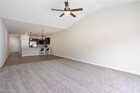 244 Silver Spring Cir, Elyria, OH 44035 photo 14