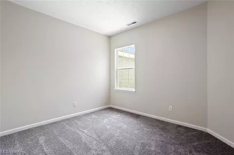 244 Silver Spring Cir, Elyria, OH 44035 photo 18