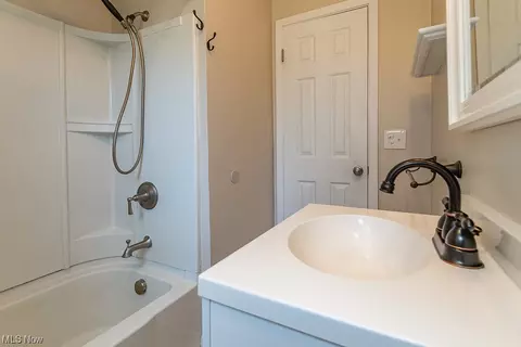 1766 Eldon Dr, Wickliffe, OH 44092 photo 21