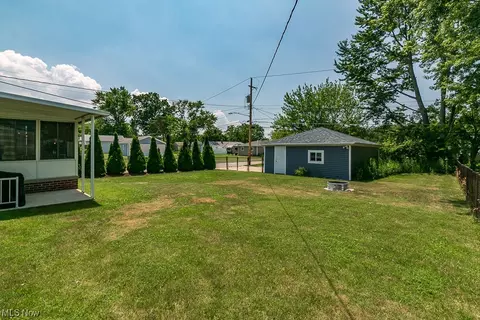 1766 Eldon Dr, Wickliffe, OH 44092 photo 32