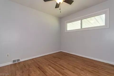 1766 Eldon Dr, Wickliffe, OH 44092 photo 17