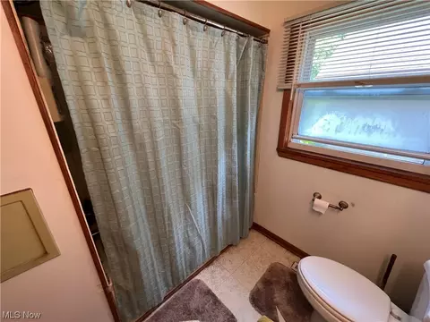 1000 E Front St, Dover, OH 44622 photo 17
