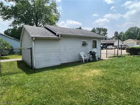 1000 E Front St, Dover, OH 44622 photo 27