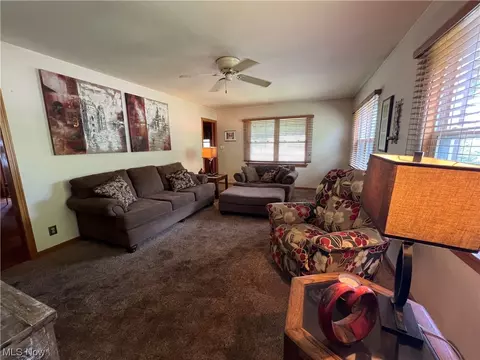 1000 E Front St, Dover, OH 44622 photo 3