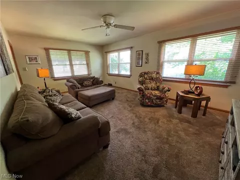 1000 E Front St, Dover, OH 44622 photo 2