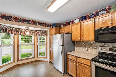 4622 Preserve Dr NW, Canton, OH 44708 photo 5