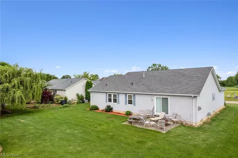 749 Timber Wolf Ln, Lagrange, OH 44050 photo 4